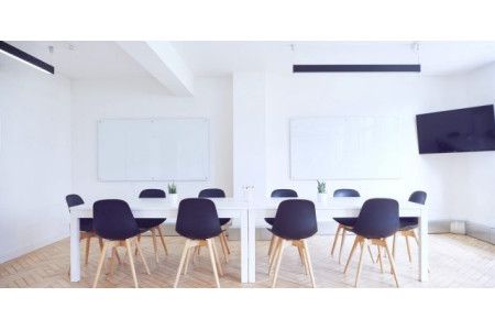 Todo lo que puedes hacer con una pizarra en tu oficina