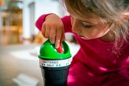 Una propuesta para reciclar pilas alcalinas y cuidar el medio ambiente
