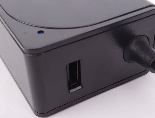 Adaptador de corriente ngs automatic 45w con 8 adaptadores y salida usb 2a