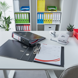 Archivador de palanca Esselte Nº1. Plástico forrado interior plástico. DIN A4. Lomo 75mm. blanco