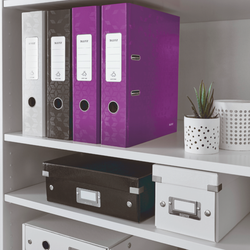 Archivador de palanca Leitz WOW. Cartón forrado. 180º. DIN A4. 80 mm. violeta