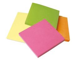 Bloc de Notas Adhesivas Quita y Pon Q-Connect 75X75 mm con 80 Hojas Fluorescentes Pack de 12 Surtidas en 4 Colores