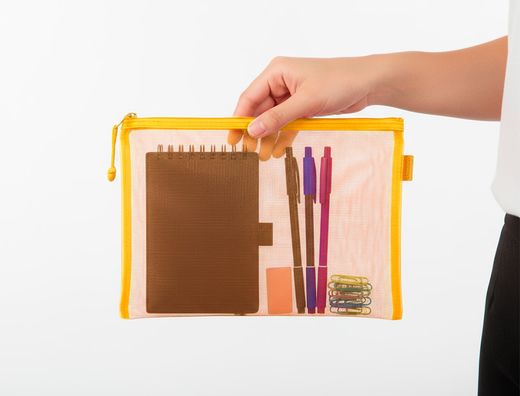 Bolsa zipper bag liderpapel poliester transpirable multiusos din A5 amarillo