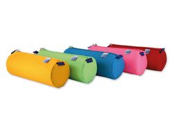 Bolso escolar portatodo oxford modelo kangoo kids redondo grande colores surtidos 220x70x90 mm