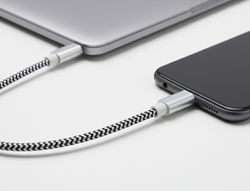 Cable usb-c a usb-c q-connect nailon longitud 1m blanco