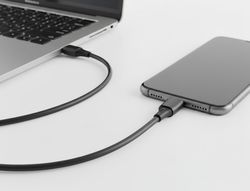 Cable usb-c a usb-c q-connect pvc longitud 2m negro