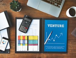 Calculadora liderpapel cientifica xf33 12 digitos 240 funciones con tapa solar y pilas color negro 156x85x20