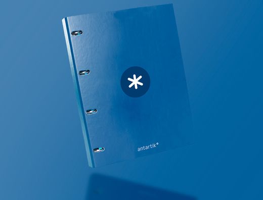 Carpeta liderpapel antartik A4 forrada 4 anillas 25 mm redondas color azul oscuro