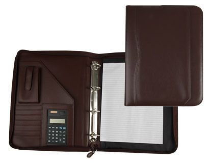 Carpeta Portafolios 45-848 Marron 260X355 mm Cremallera 4 Anillas 20 mm Calculadora con Bolsa para Movil