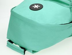 Cartera antartik mochila con asa y bolsillos con cremallera color verde menta 310x160x410 mm