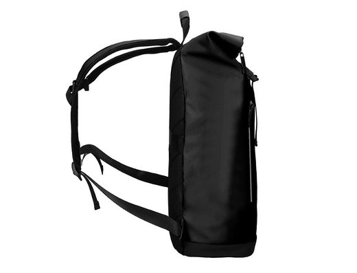 Cartera antartik mochila water proof enrollable diseño casual color negro 480x130x280 mm