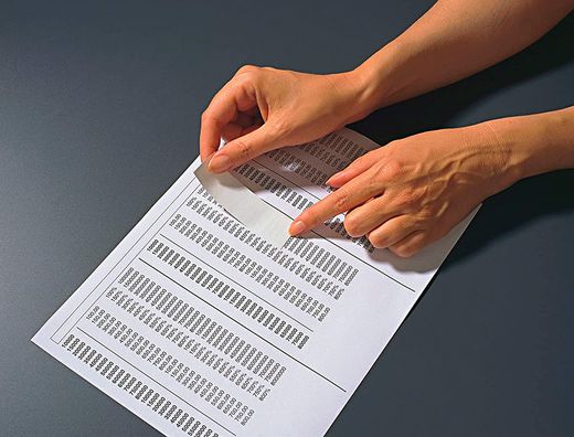 Cinta adhesiva post-it 18x25 mm 6 lineas en portarrollos especial para ocultar y etiquetar