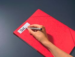 Cinta adhesiva post-it 18x25 mm 6 lineas en portarrollos especial para ocultar y etiquetar