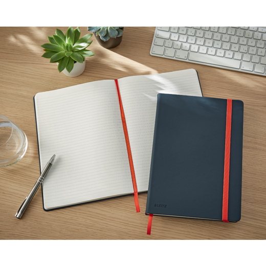 Cuaderno con tapas duras Leitz Cosy,  80 hojas, rayado horizontal, DIN B5, gris