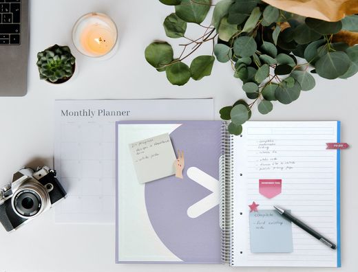 Cuaderno espiral liderpapel a4 micro antartik tapa forrada 120h 90 gr horizontal 5 banda4 taladros color lavanda