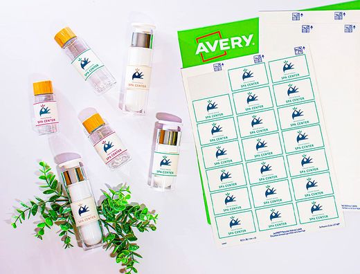 Etiqueta adhesiva avery blanca permanente reciclada 100% para impresora laser 63,5x38,1 mm caja de 315