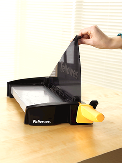 FELLOWES Guillotina Fusion A3 10 hojas 5410901