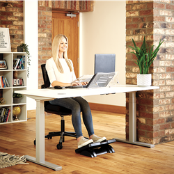 FELLOWES Soporte de portátil Clarity® 9731401