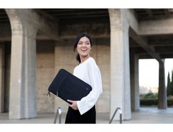 Funda para portatil hp renew business 14,1\" color negro 250x220x360 mm"