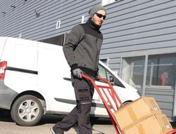 Gafas de proteccion deltaplus policarbonato ahumado diseño deportivo av-ar uv400