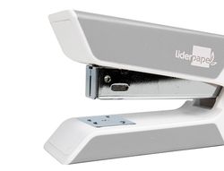 Grapadora liderpapel con regalo de extraegrapas y caja de 1000 grapas 22/6 24/6 capacidad 20h color gris