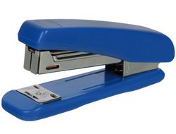 Grapadora Q-Connect Kf11064 Plastico Azul -Capacidad 25 Hojas