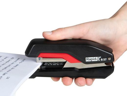 Grapadora rapid s27 fullstrip plastico capacidad de grapado 30 hojas usa grapas 24/6 y 26/6 color negro/rojo