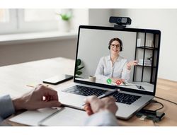 Hub kensington ch1200 usb-c de 10gbps cargador y 4 puertos usb-a 3.2