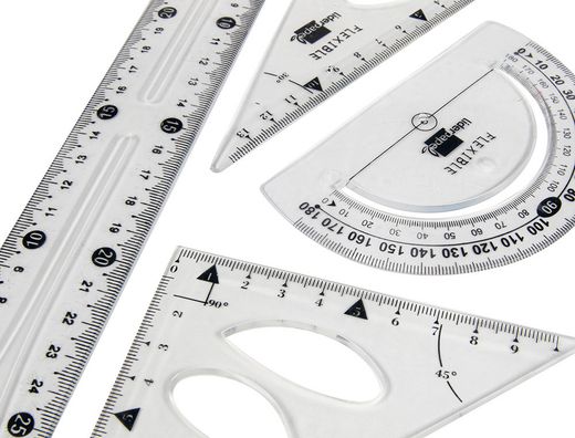 Juego Escuadra 10 cm Cartabon 14 cm Regla 30 cm y Semicirc. Plastico Flexible en Petaca Liderpapel Transparente