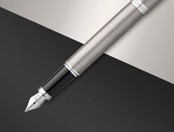 Juego parker im essential acero ct boligrafo + pluma