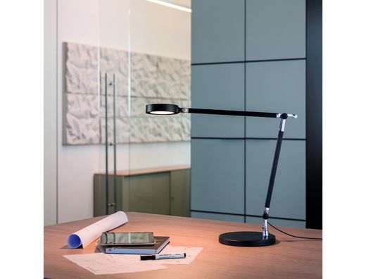 Lampara de escritorio maul led grace color vario color negro 205x466x365 mm