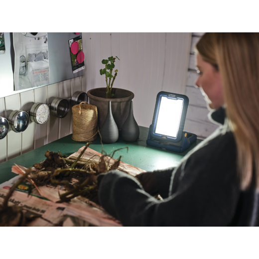 Luz de trabajo BWL2400 P4A 18V