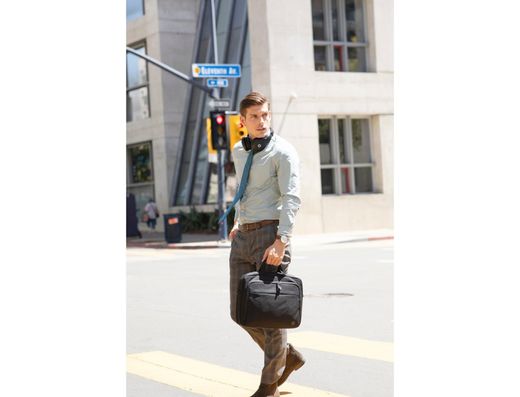 Maletin para portatil hp renew business 14,1\" color negro 250x360x22 mm"