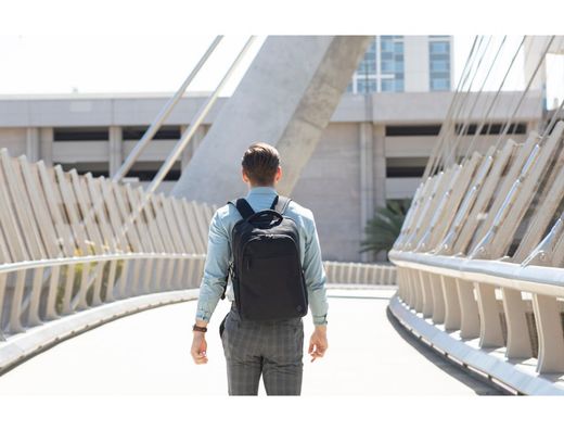 Mochila para portatil hp renew business 17,3\" color negro 320x140x470 mm"