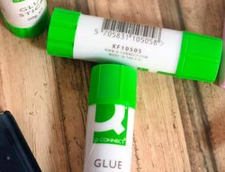 Pegamento Q-Connect en Barra 40 Gr -Unidad