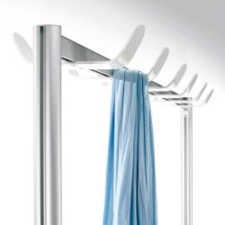 Perchero TEN para perchas con ruedas. 174 x 120 x 53 cm.