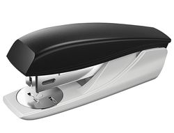 PETRUS Grapadora 210 (25 Hojas) Negra 623366