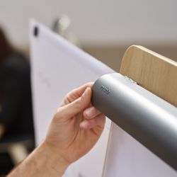 Pizarra Móvil Transformable en Mesa Metálica Lacada Serie Natural