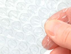 Plastico burbuja liderpapel ecouse 1.60x200m 30% de plastico reciclado