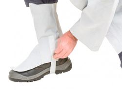 Polaina para soldador faru cuero al cromo ajustable con velcro y hebilla 40 cm