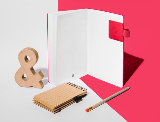 Portaboligrafo autoadhesivo antartik para cuaderno note con elastico hasta 15 mm grosor 1mm fucsia 40x40 mm