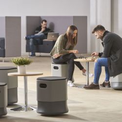 Puff Soft Seating Regulable.  Color Blanco/Negro