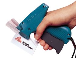 Recambio de navetes Avery para pistola aplicadora 25 mm. 5000 unidades