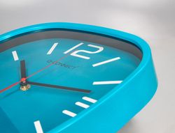 Reloj q-connect de pared de plastico redondo 30 cm movimiento silencioso color azul