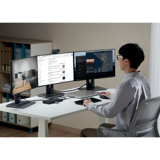 Replicador de puertos Driverless SD4842P EQ USB-C® Triple Video