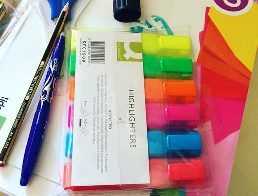 Rotulador Q-Connect Fluorescente Punta Biselada Estuche de 6 Colores