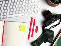 Rotulador q-connect marcador permanente doble punta color rojo 0,4 mm y 1 mm