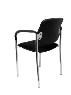 Silla fija Villalgordo bali negro chasis cromo con brazos