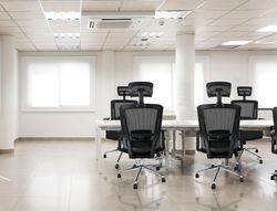 Silla giratoria q-connect ergonomica respaldo alto y reposacabeza ajustable en altura 1180+100x630x625 mm