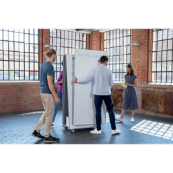 Sistema de pizarra magnética y tablero de anuncios móvil Move&Meet